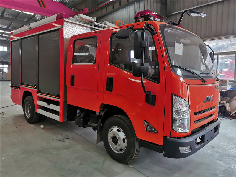 JMC FIRE Rescue prezzo di fabbrica del camion del motore antincendio Sconto con lamp3
