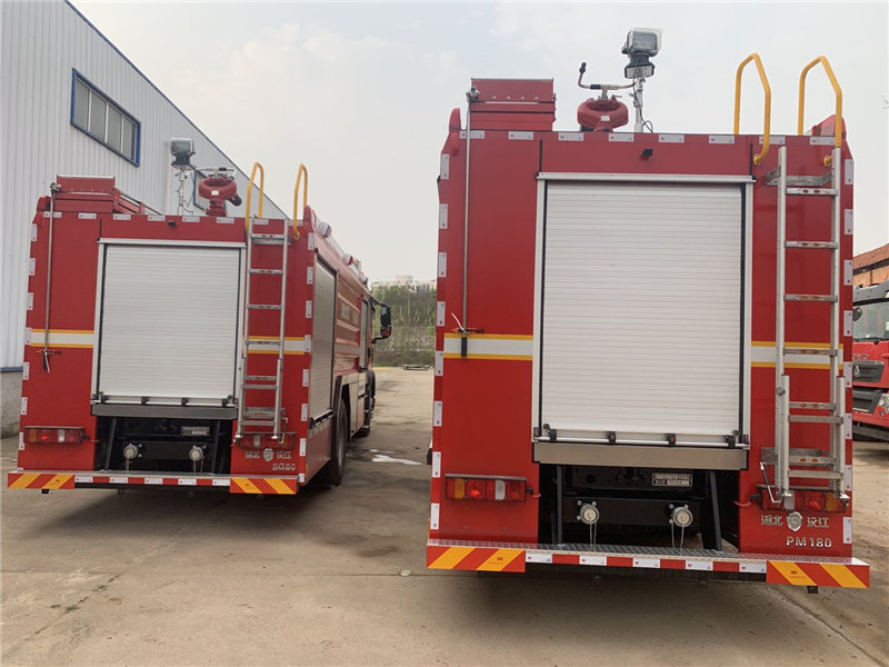 Hot sale 12ton HOWO dry powder fire fighting truck2
